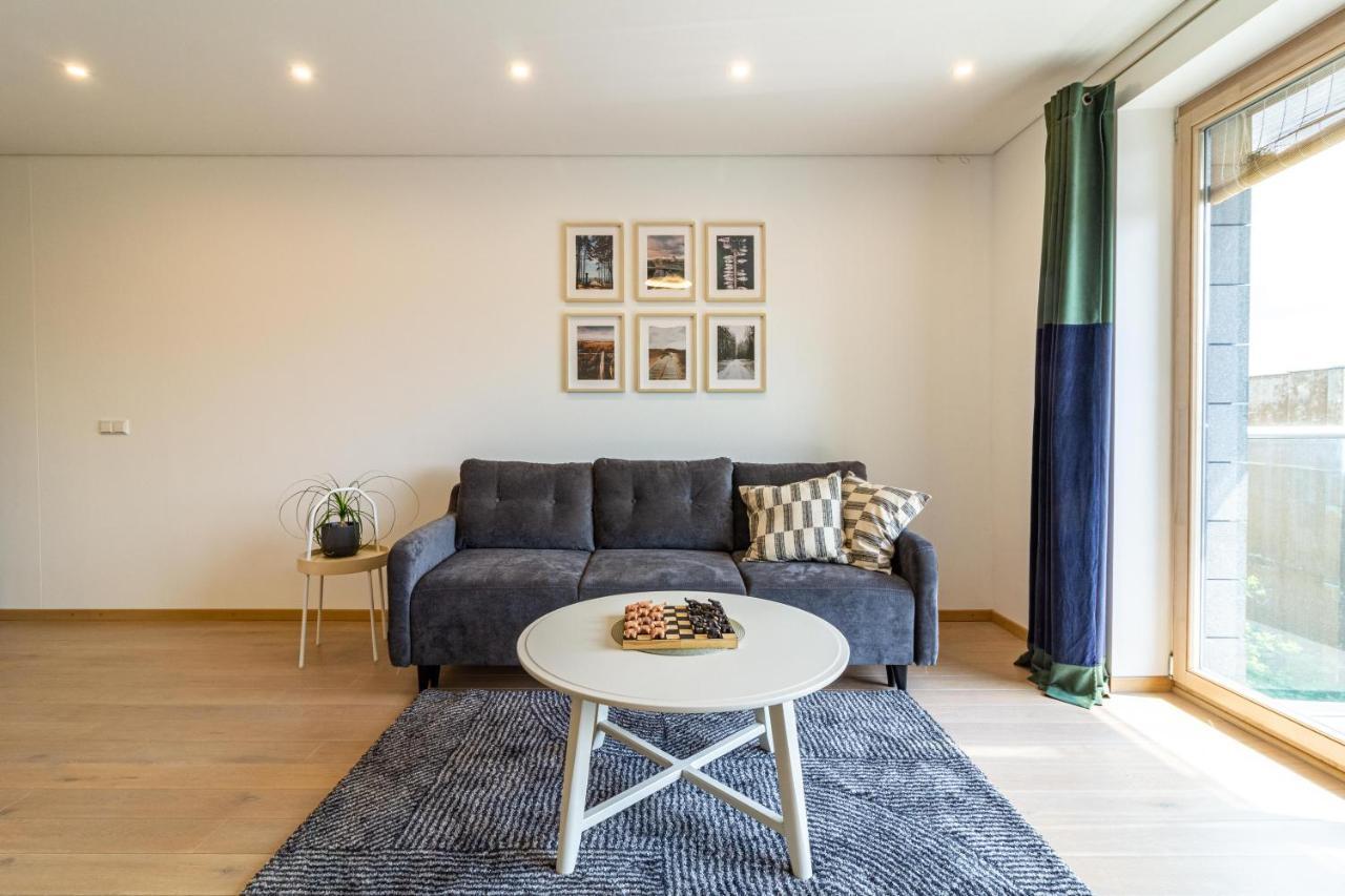Cohost I Sunny Center Apt, Covered Parking, Balcony & Self Check-In Kaunas Exteriér fotografie